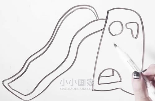 滑梯简笔画画法图片步骤步骤5